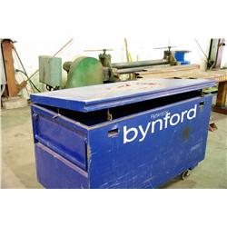 BYNFORD MOBILE TOOL CHEST