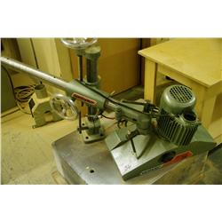 Univer Mod. 1800 Electric Feed Arm