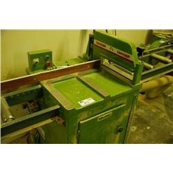 Unimac Cs 18Rh Cutoff Saw With Feed Lines