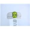 Image 1 : 18k White Gold Ring with Diamonds and Peridot