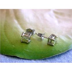 14kw Gold Earrings with Diamond (0.49 ct)