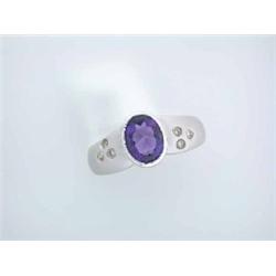 14k White Gold Ring with Amethyst and Diamonds