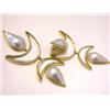 Image 1 : 14k Yellow Gold Earrings with Pearl