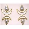 Image 2 : 14k Yellow Gold Earrings with Pearl