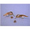 Image 5 : 14k Gold Earrings with Pearl
