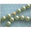 Image 4 : Colored Shell Pearl Necklace with Yellow Gold Clasp