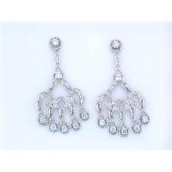 14k White Gold Dangling Earrings with Diamonds