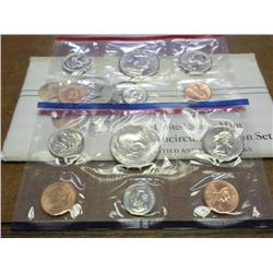 1988 US MINT SET (UNC) P/D