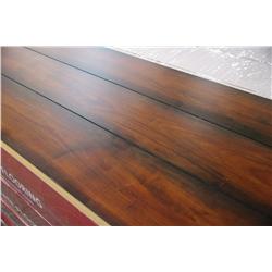 HAUS LOCK CLASSIC OAK 12MM LAMINATE