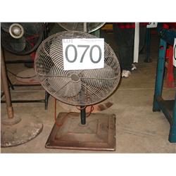 PEDESTAL FAN