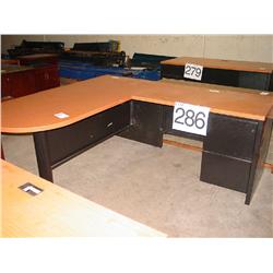 L SHAPE DESK