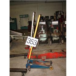 FLOOR JACK BLUE W/YELLOW HANDLE