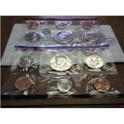 1989 US MINT SET (UNC) P/D