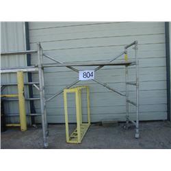 ALUMINUM SCAFFOLDING (2X)