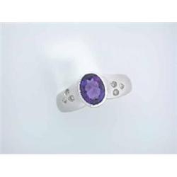 14k White Gold Ring with Amethyst and Diamonds