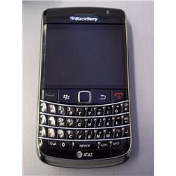 AT&T Blackberry Bold 9700 Bundle ALMOST NEW!