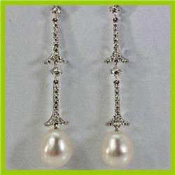 Genuine 0.51 ctw Dangling White Fresh Water Pearl & Diamond Earring 18kt Gold-White