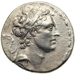 Syria, Seleukid Kingdom. Antiochos IV, 175-164 BC. AR Tetradrachm (16.85 g) minted at Ake-Ptolemais 