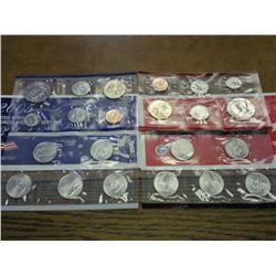 2005 US MINT SET (UNC) P/D