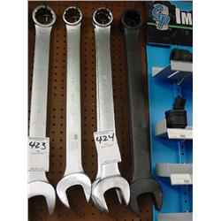 S&K WRENCH 2 1/16” (X2)