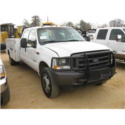 2004 FORD F550 4X4 S/A SERVICE TRUCK