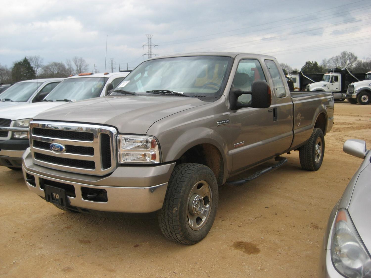 2006 FORD F350 XLT SUPER DUTY EXTENDED CAB PICKUP TRUCK
