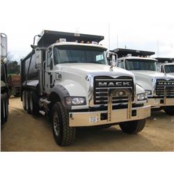 2010 MACK GU713 TRI-AXLE DUMP