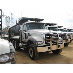 2010 MACK GU713 TRI-AXLE DUMP