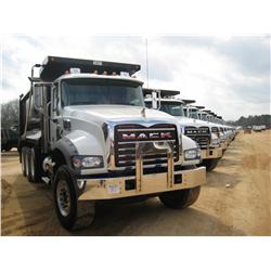 2010 MACK GU713 TRI-AXLE DUMP