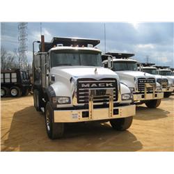 2008 MACK GU713 TRI-AXLE DUMP