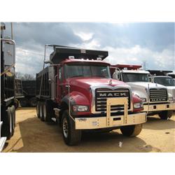 2008 MACK GU713 TRI-AXLE DUMP