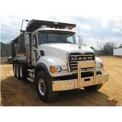 2006 MACK CV713 TRI-AXLE DUMP