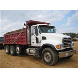 2005 MACK CV713 TRI-AXLE DUMP