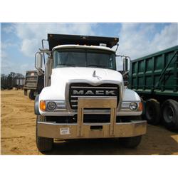 2004 MACK CV713 TRI-AXLE DUMP