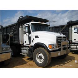 2003 MACK CV713 TRI-AXLE DUMP