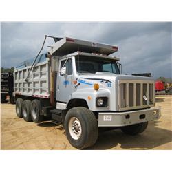 1997 INTERNATIONAL H42 TRI-AXLE DUMP