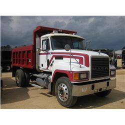 2001 MACK CH612 S/A DUMP