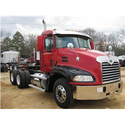 2001 MACK CX613 VISION T/A TRUCK TRACTOR