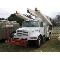 1997 INTERNATIONAL 4700 S/A BUCKET TRUCK