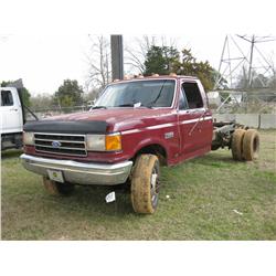 1989 FORD SUPER DUTY CAB & CHASSIS