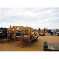 1999 ECONOLINE 12' TON GOOSENECK