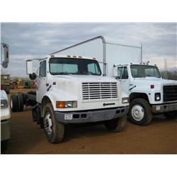 1994 INTERNATIONAL 4700 CAB & CHASSIS