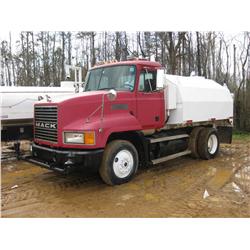1996 MACK CH612 S/A WATER TRUCK