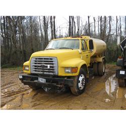 1998 FORD F800 S/A WATER TRUCK