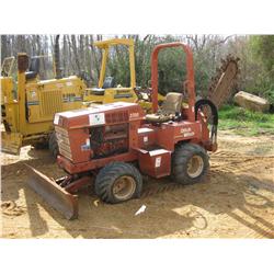 DITCHWITCH 3700DD TRENCHER