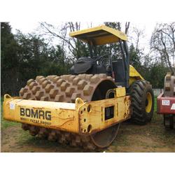 BOMAG BW211PD-40 VIBRATORY ROLLER
