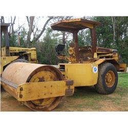 INGERSOLL-RAND SD54 VIBRATORY ROLLER