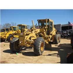 CHAMPION 720A SERIES III MOTOR GRADER