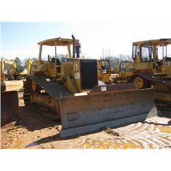 CAT D6M LGP CRAWLER TRACTOR
