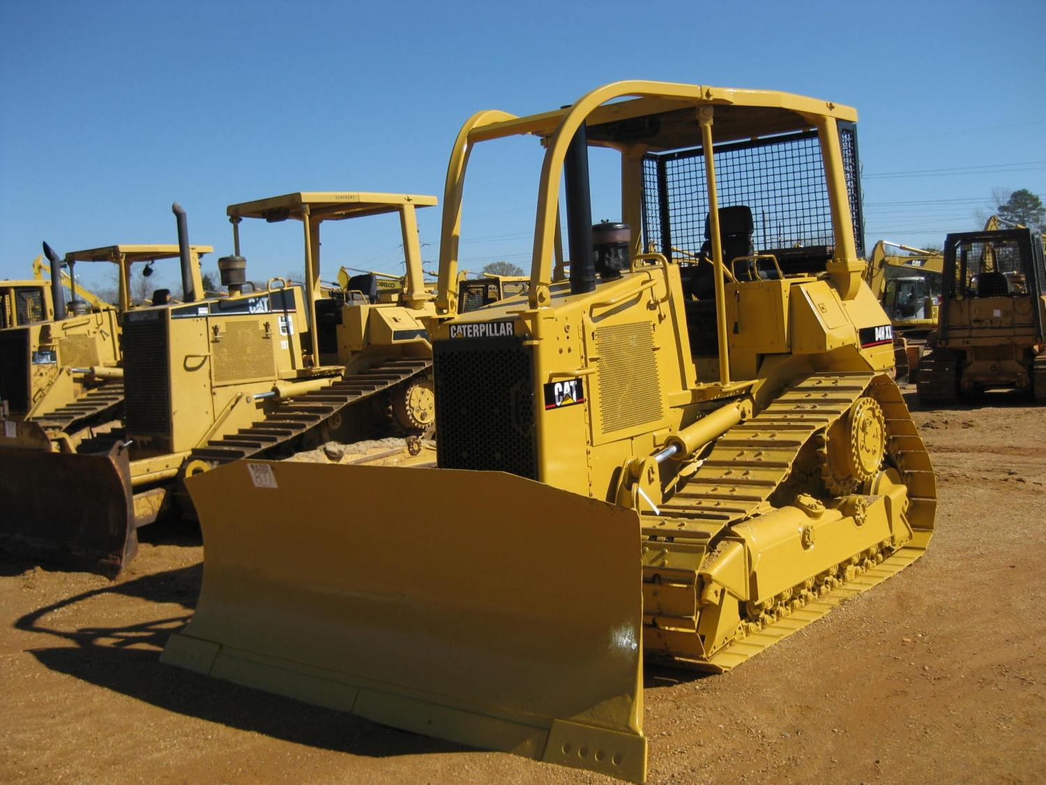 CAT D4H XL SERIES III CRAWLER TRACTOR cat-d4h-xl-series-iii-crawler-tractor